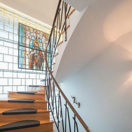 Haus Veronika - By Miha Lägenhet