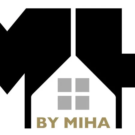 Haus Veronika - By Miha Lejlighed