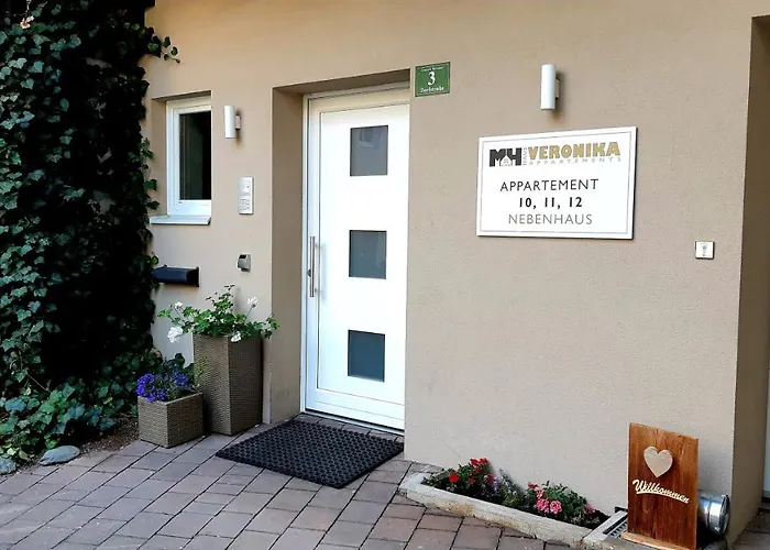 Haus Veronika - By Miha Apartment