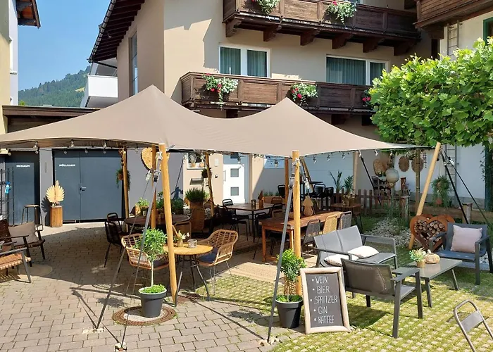 Haus Veronika - By Miha Apartment *